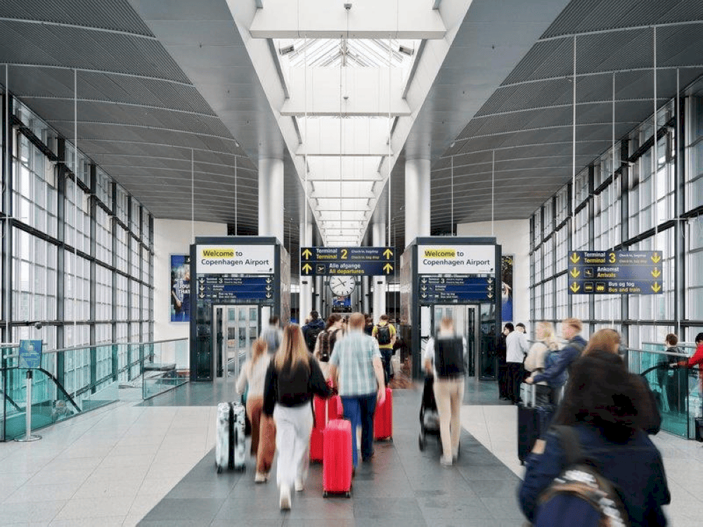 Sân bay được trang bị nhiều tiện ích phục vụ du khách